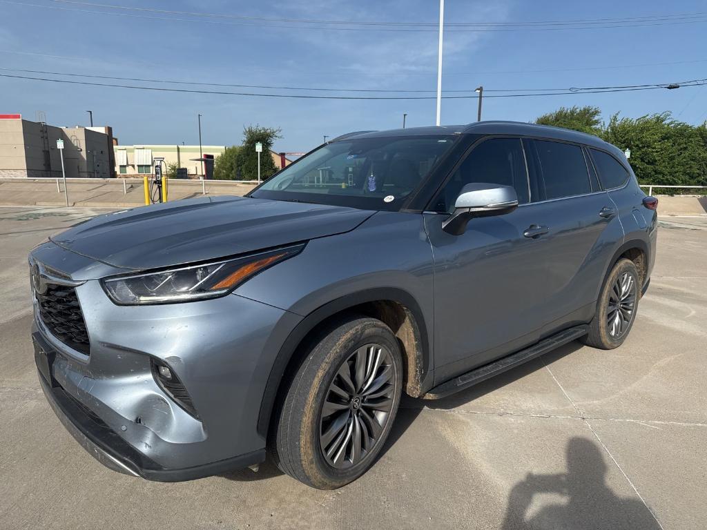 used 2020 Toyota Highlander car, priced at $36,843