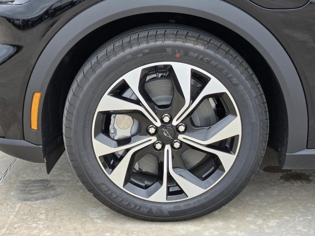 new 2025 Ford Mustang Mach-E car, priced at $40,590