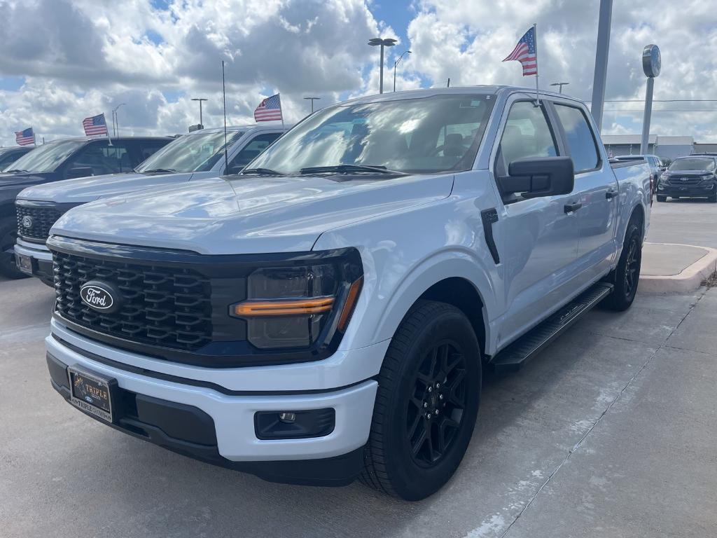 new 2025 Ford F-150 car, priced at $45,640