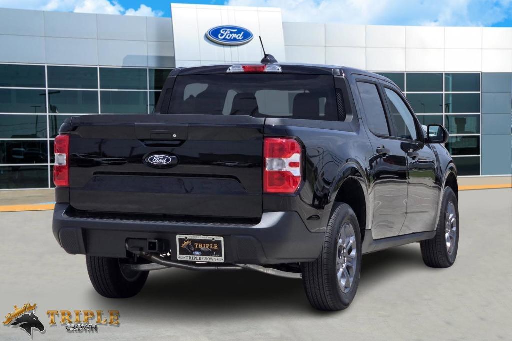 new 2025 Ford Maverick car, priced at $30,082