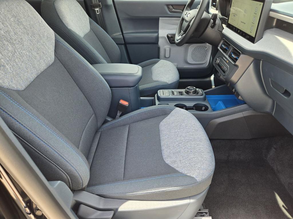 new 2025 Ford Maverick car, priced at $30,082