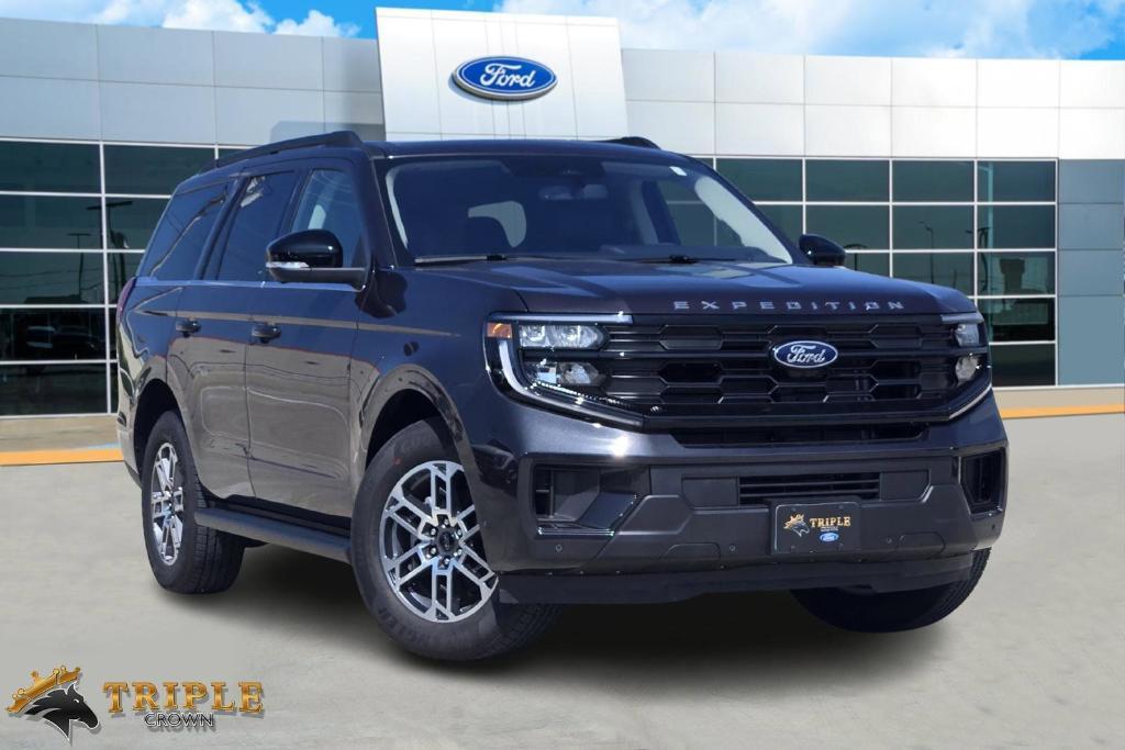 new 2025 Ford Expedition car, priced at $67,331