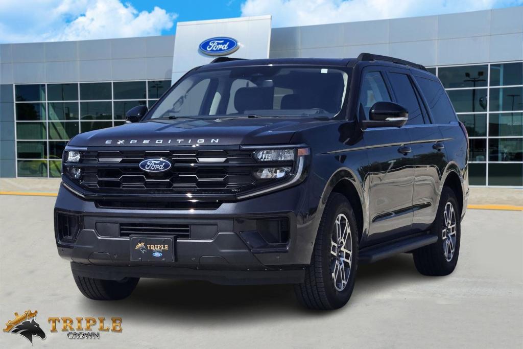 new 2025 Ford Expedition car, priced at $68,705