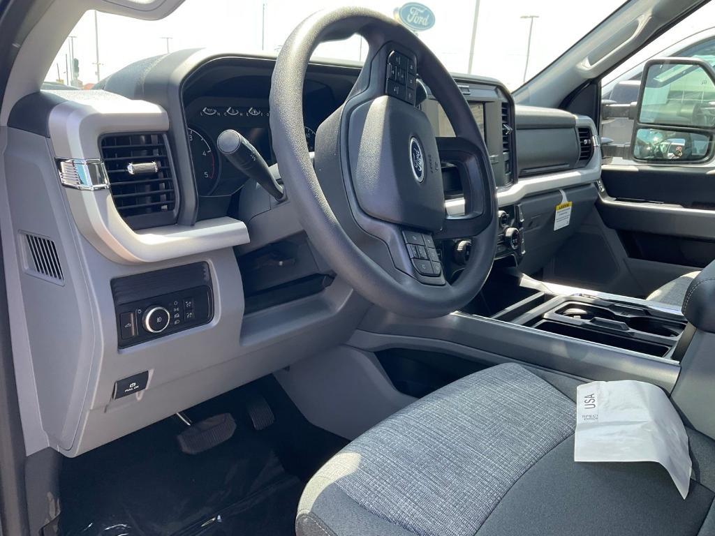 new 2025 Ford F-250 car, priced at $69,200