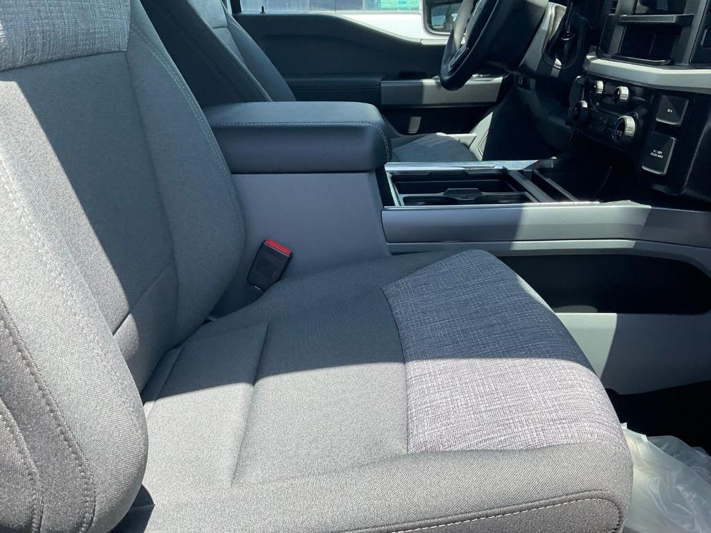 new 2025 Ford F-250 car, priced at $69,200