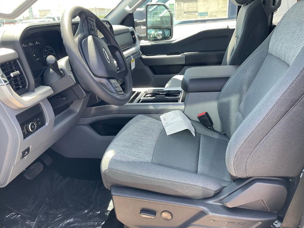 new 2025 Ford F-250 car, priced at $69,200