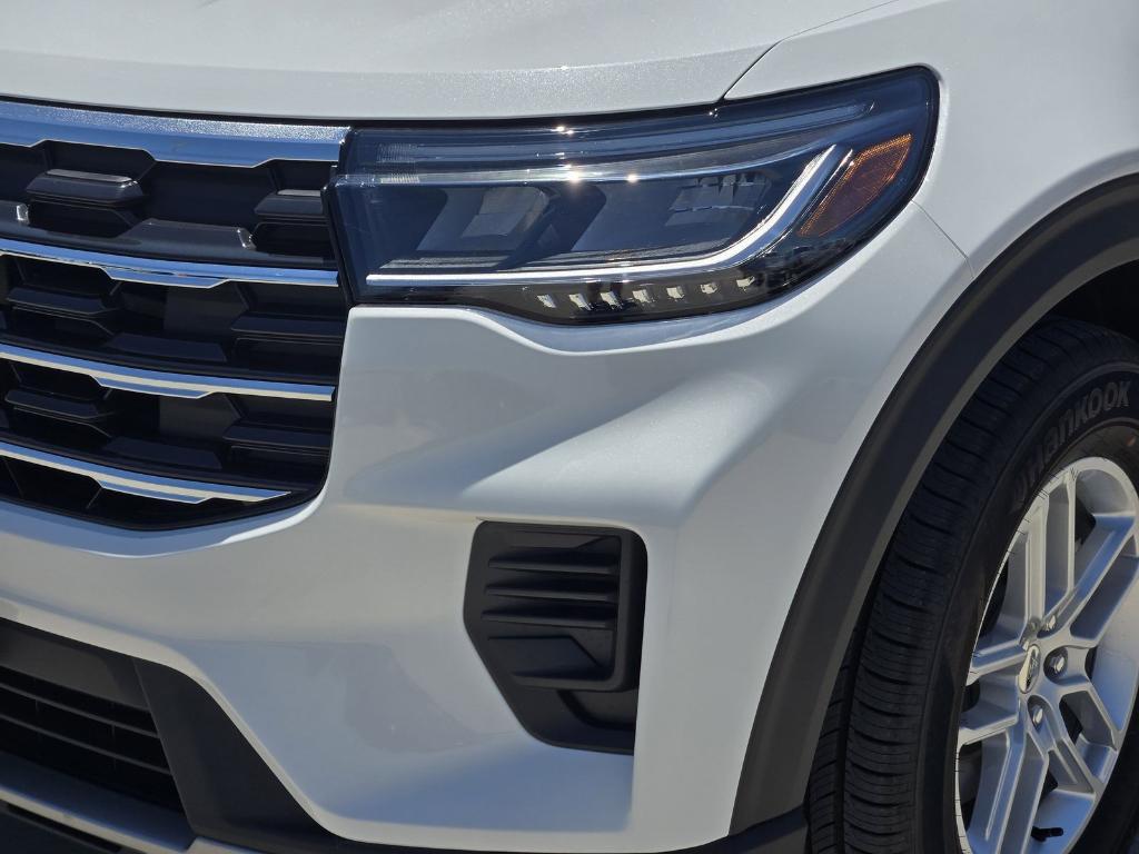 new 2025 Ford Explorer car, priced at $39,474