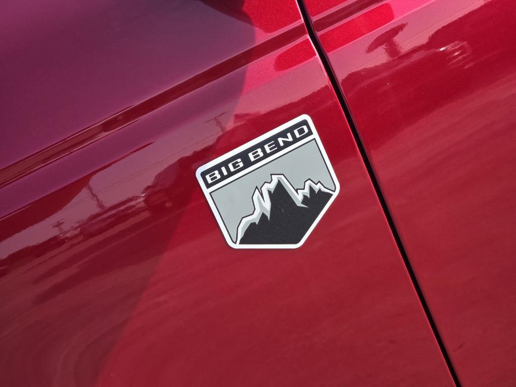 new 2025 Ford Bronco car, priced at $46,824