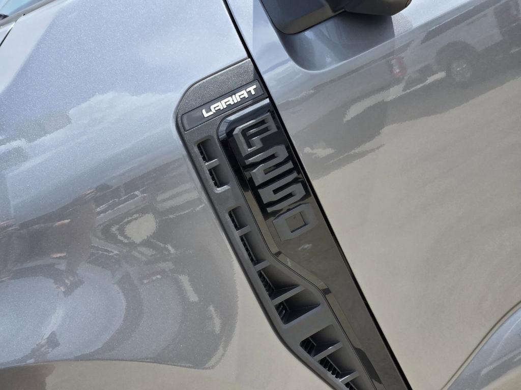 new 2025 Ford F-250 car, priced at $78,777