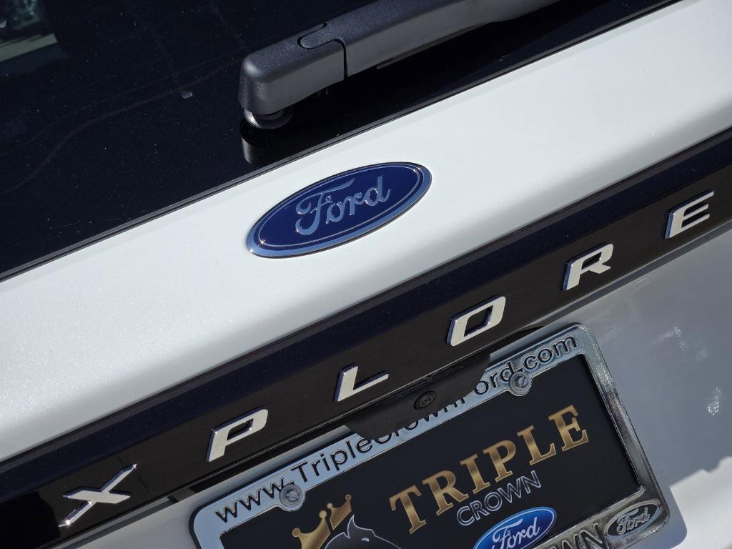 new 2025 Ford Explorer car, priced at $36,717