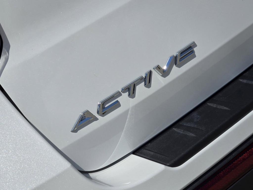 new 2025 Ford Explorer car, priced at $36,717