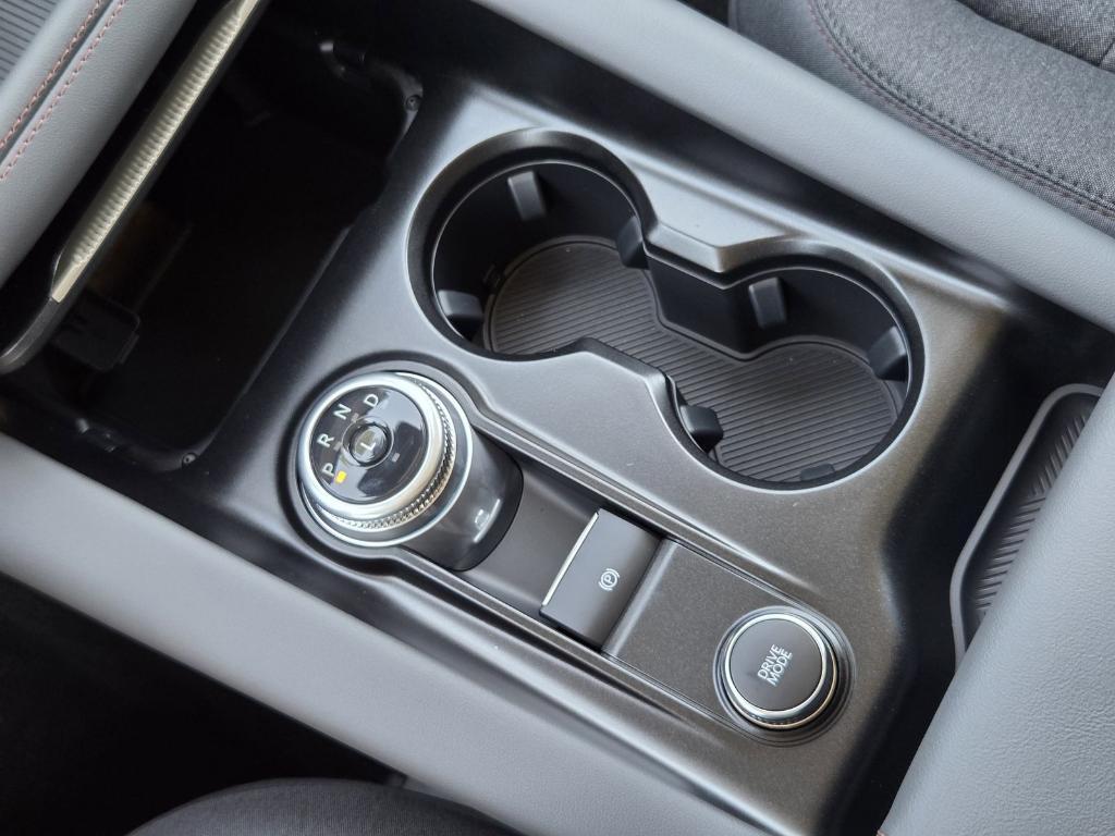 new 2025 Ford Explorer car, priced at $36,717