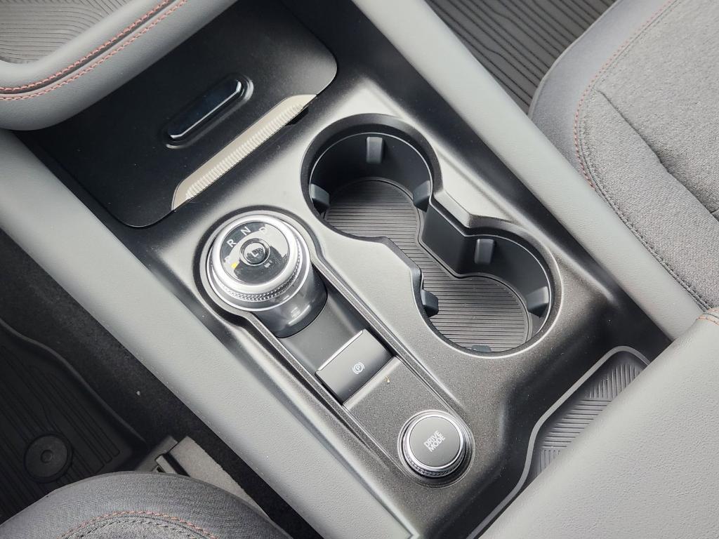 new 2025 Ford Explorer car, priced at $41,005
