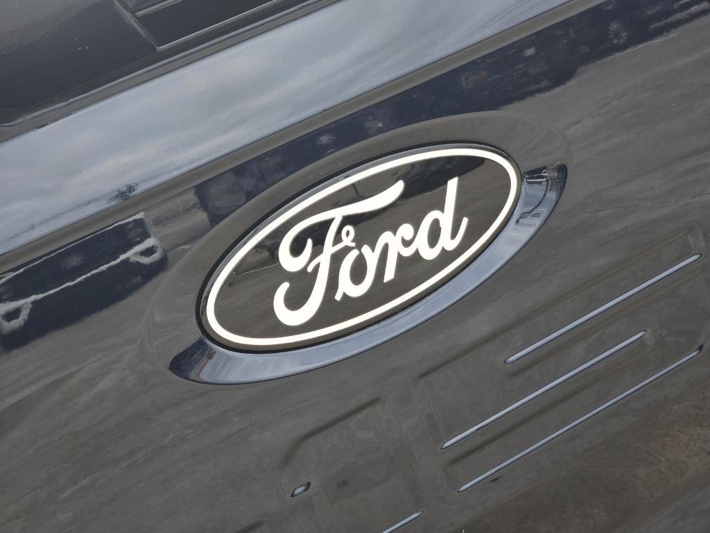 new 2025 Ford F-150 car, priced at $60,426