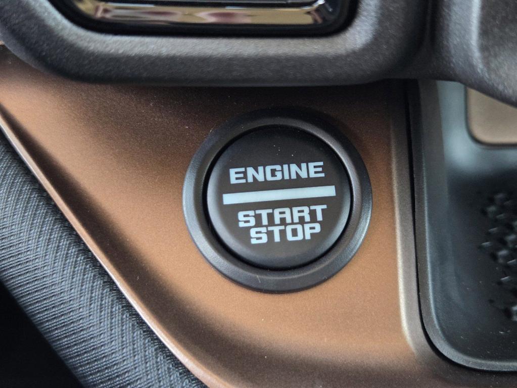 new 2024 Ford Bronco Sport car, priced at $38,122
