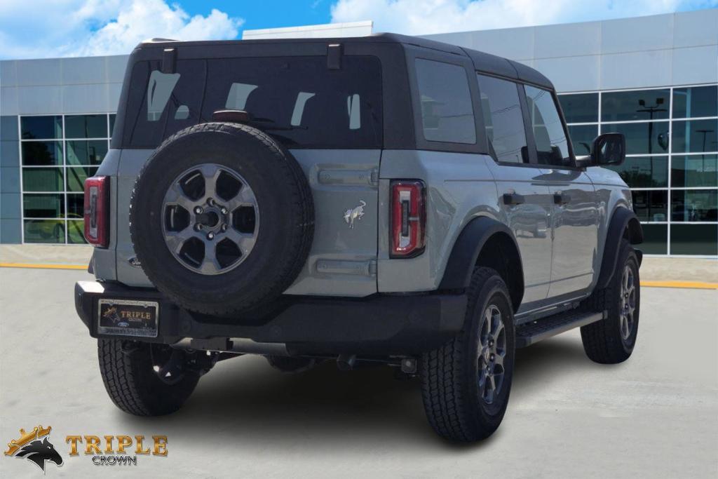 new 2024 Ford Bronco car, priced at $43,033