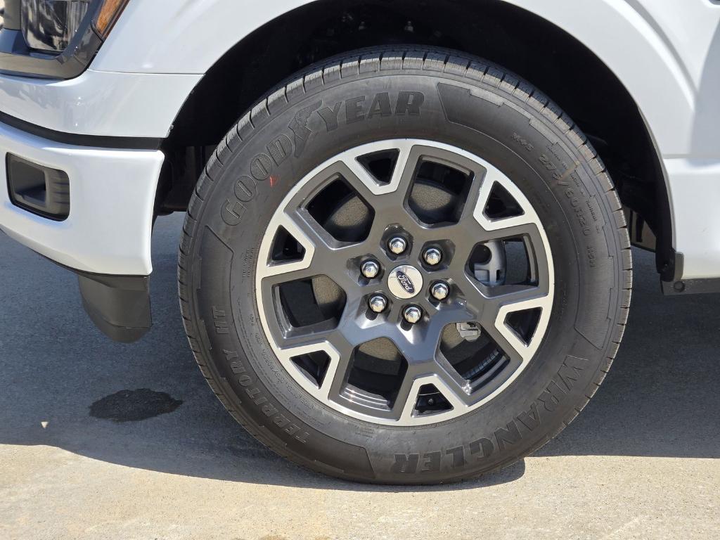 new 2025 Ford F-150 car, priced at $44,119