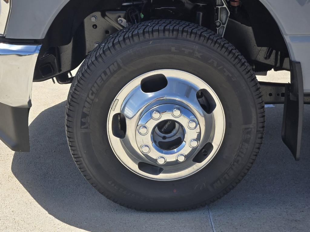 new 2025 Ford F-350 car, priced at $90,807