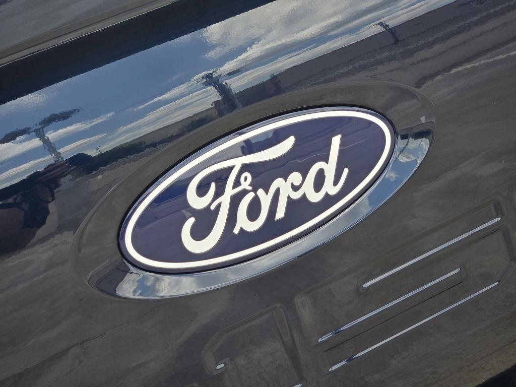 new 2025 Ford F-150 car, priced at $77,239