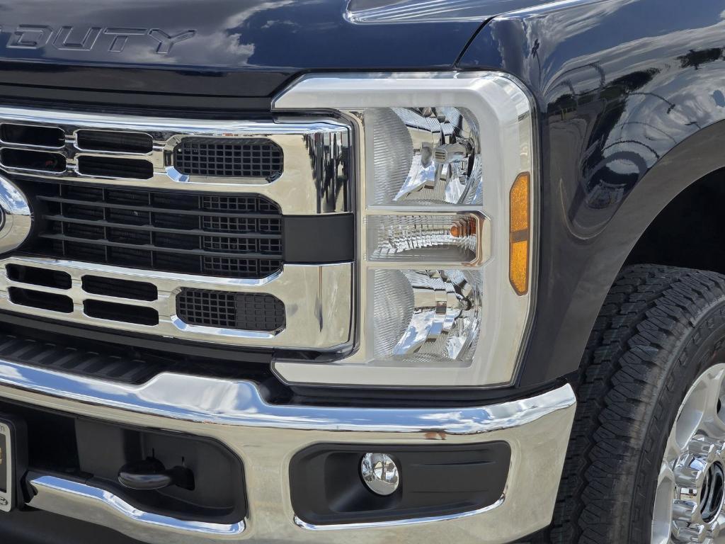 new 2025 Ford F-250 car, priced at $68,431