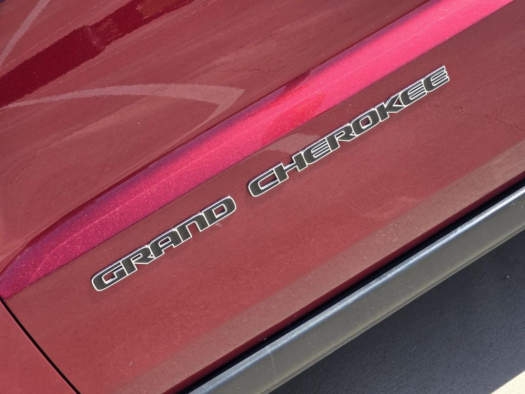 used 2020 Jeep Grand Cherokee car, priced at $22,906