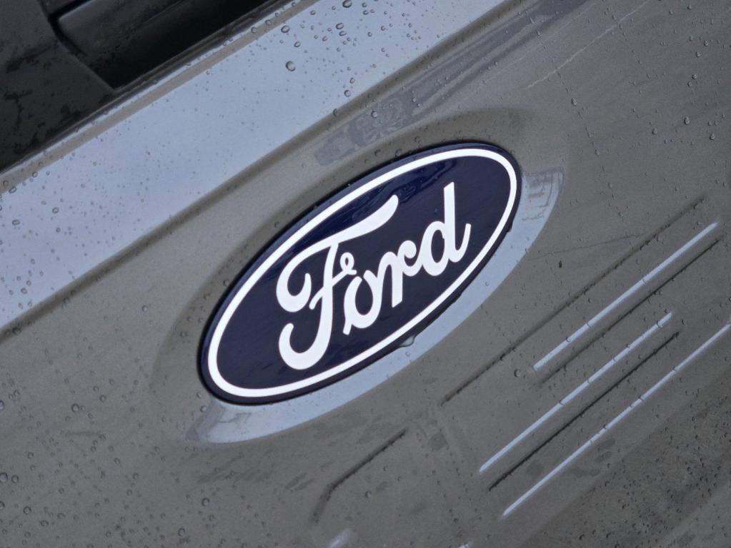new 2025 Ford F-150 car, priced at $42,083