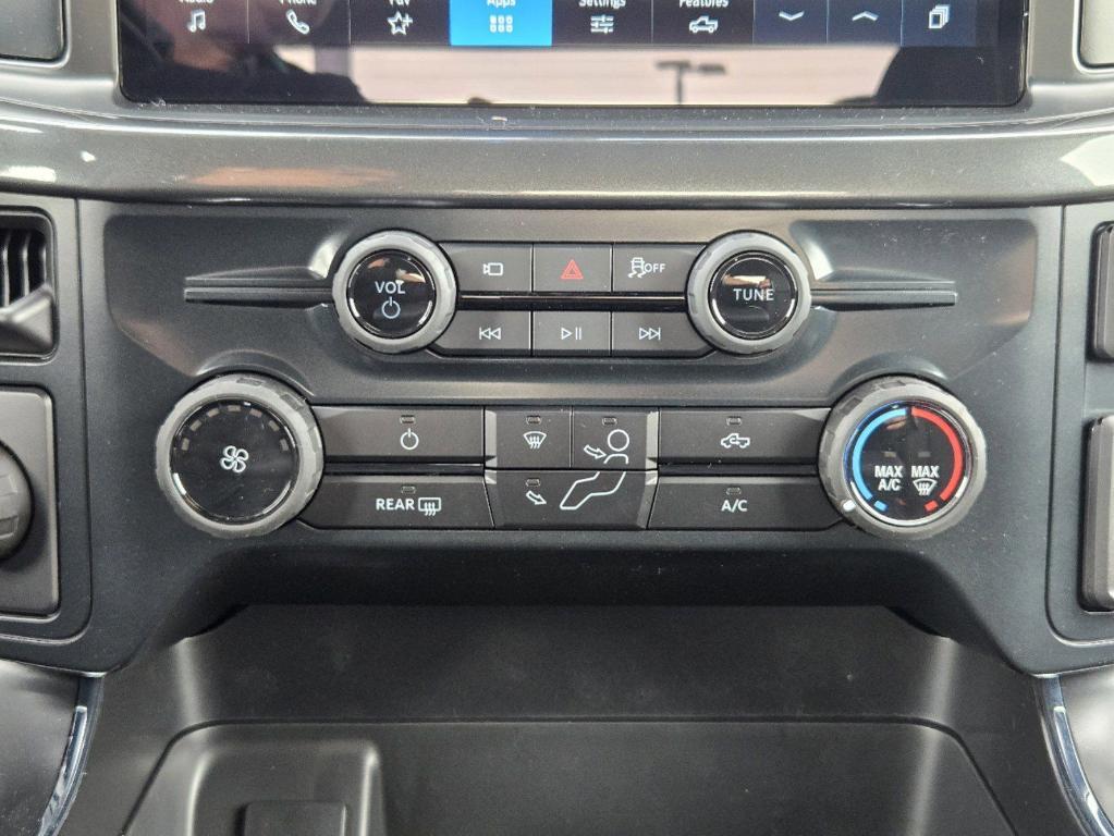 new 2025 Ford F-150 car, priced at $42,083