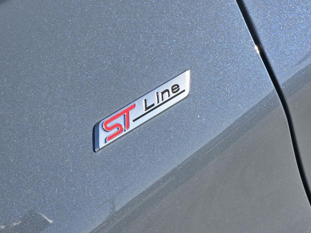 new 2025 Ford Explorer car, priced at $44,569