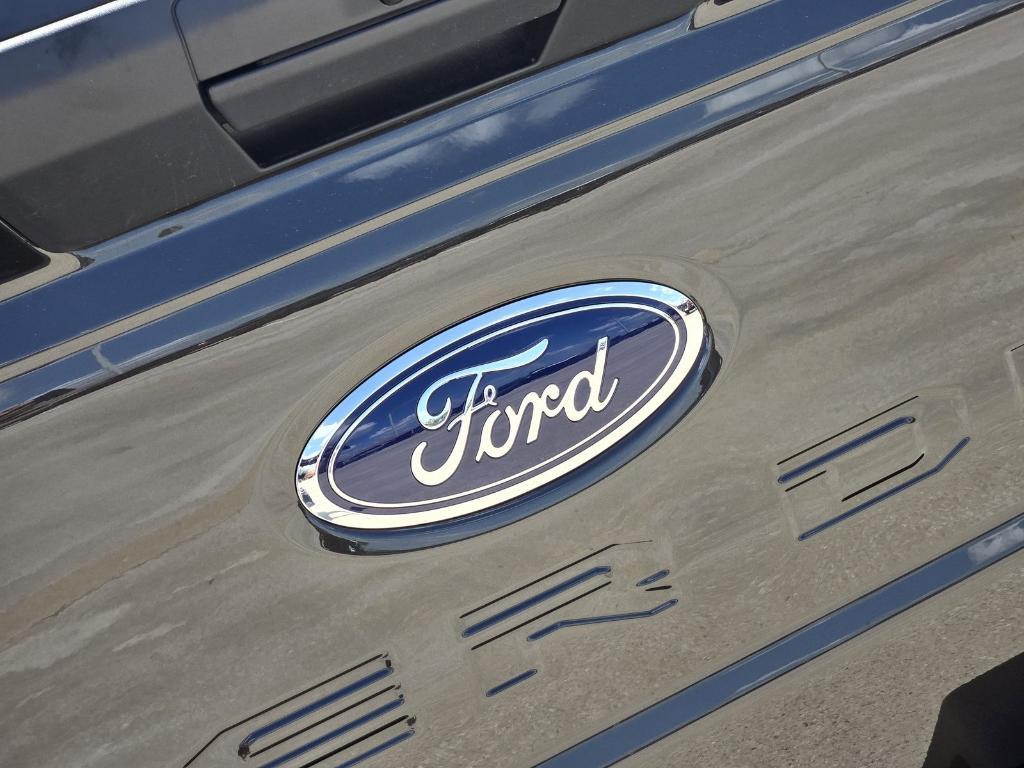 new 2025 Ford F-350 car, priced at $77,680