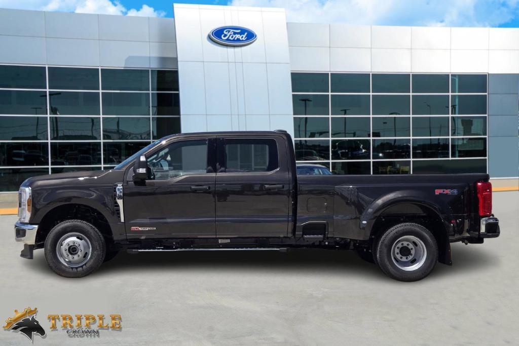 new 2025 Ford F-350 car, priced at $77,680