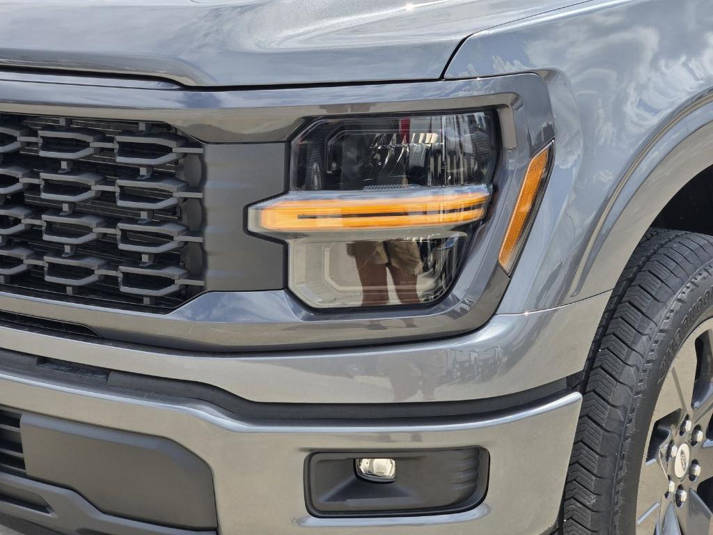 new 2025 Ford F-150 car, priced at $53,694