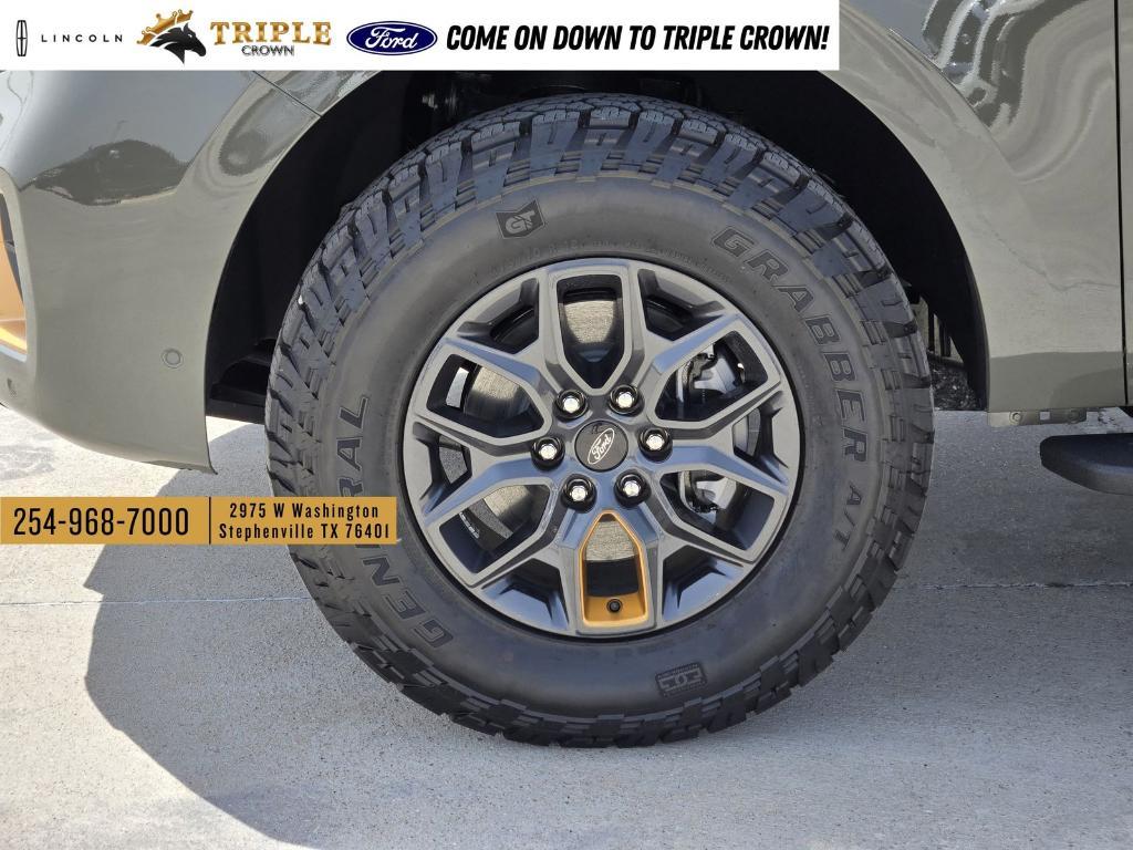 new 2025 Ford Expedition car, priced at $83,770