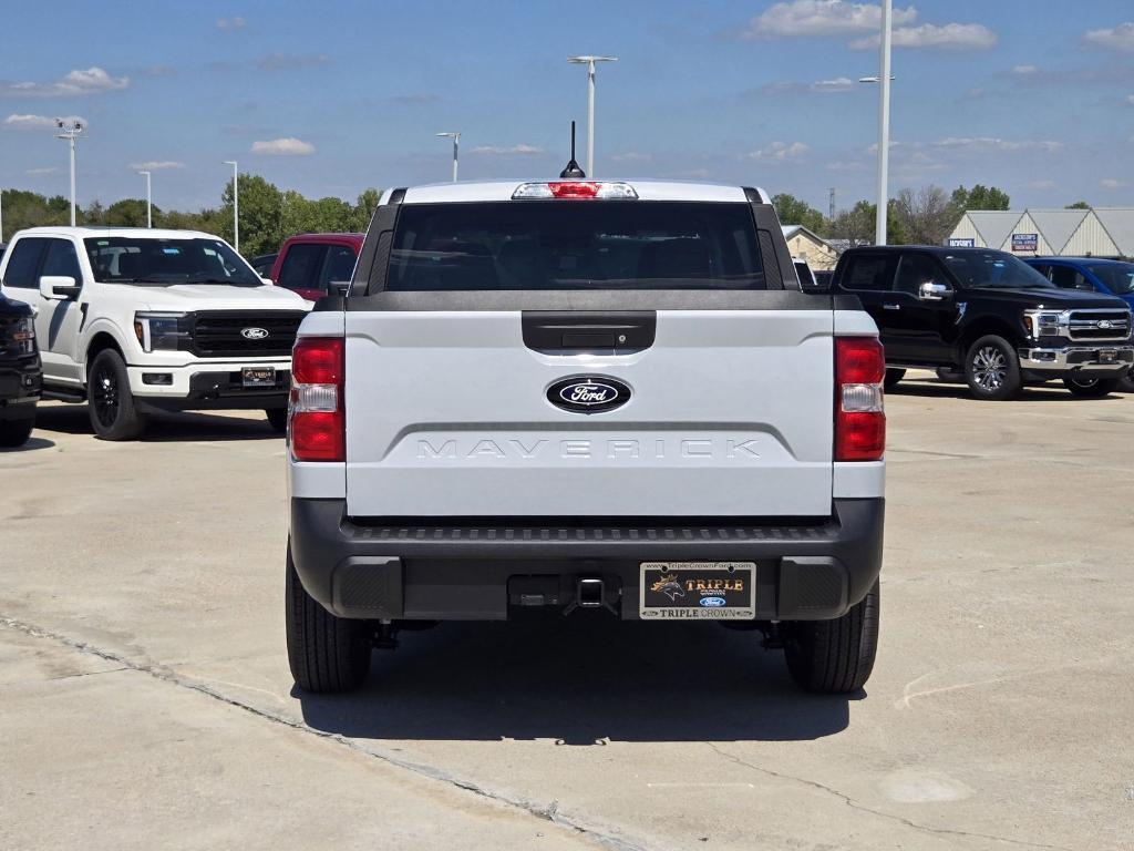 new 2025 Ford Maverick car, priced at $30,723