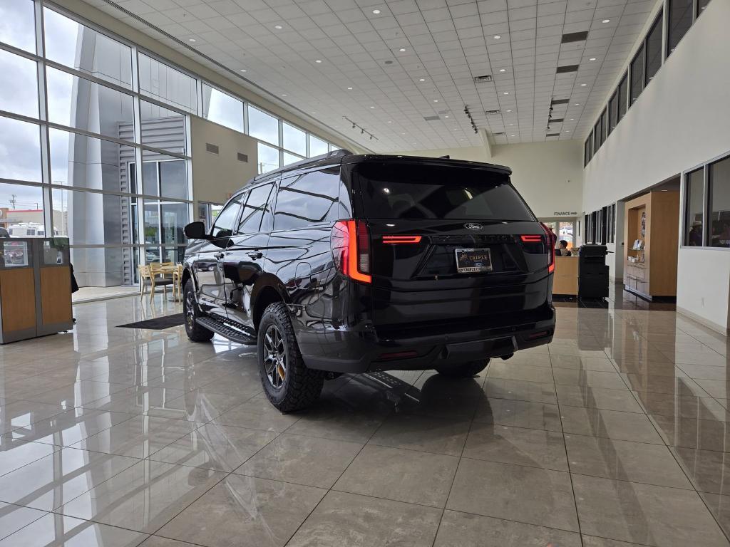 new 2025 Ford Expedition car, priced at $83,120