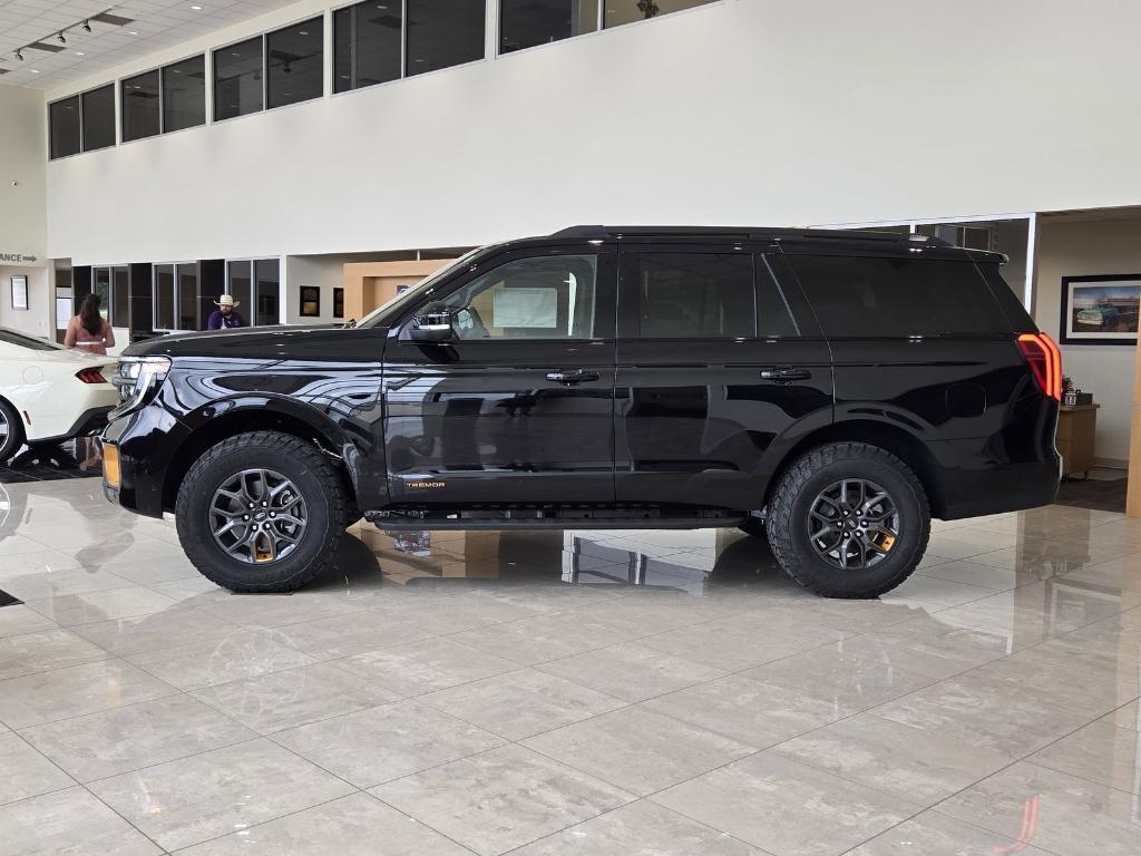 new 2025 Ford Expedition car, priced at $83,120