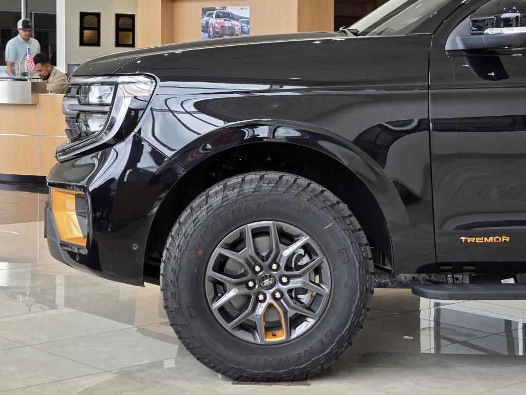 new 2025 Ford Expedition car, priced at $83,120