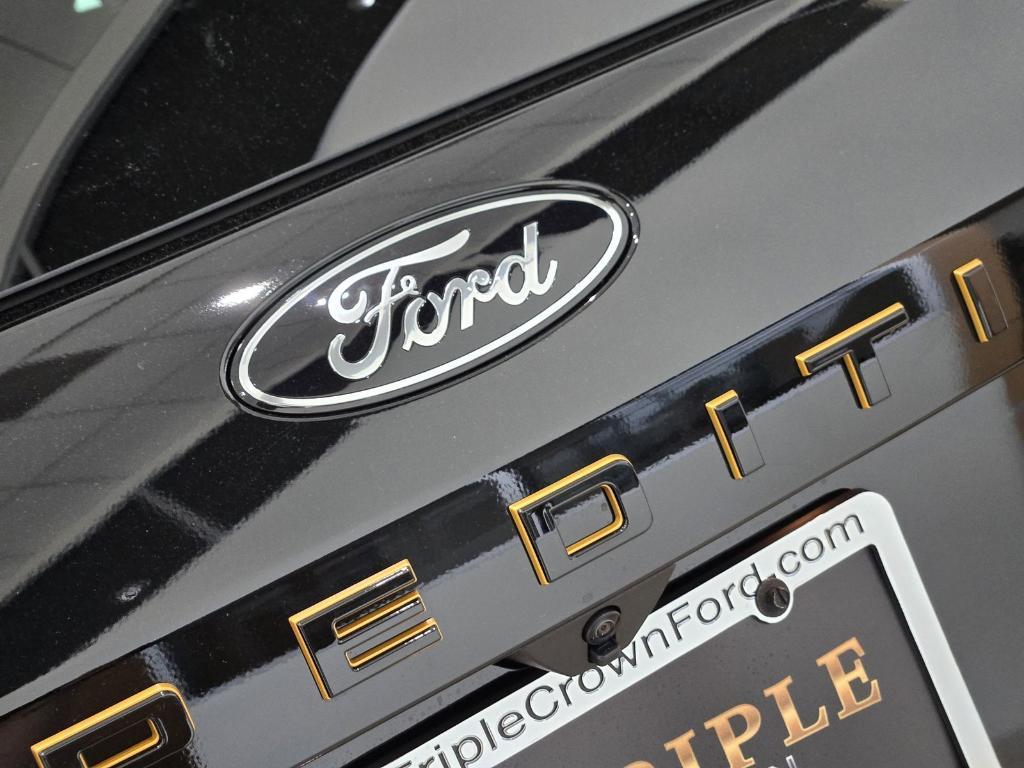 new 2025 Ford Expedition car, priced at $83,120
