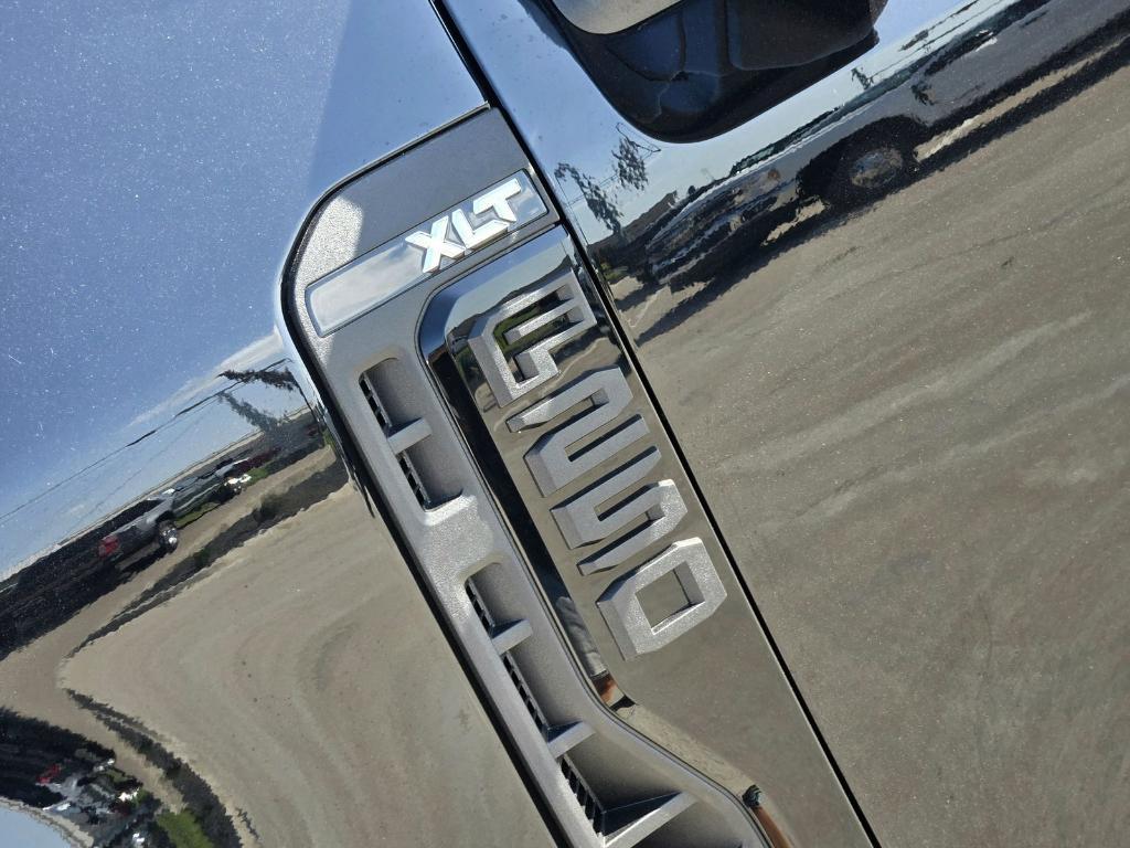 new 2025 Ford F-250 car, priced at $71,965