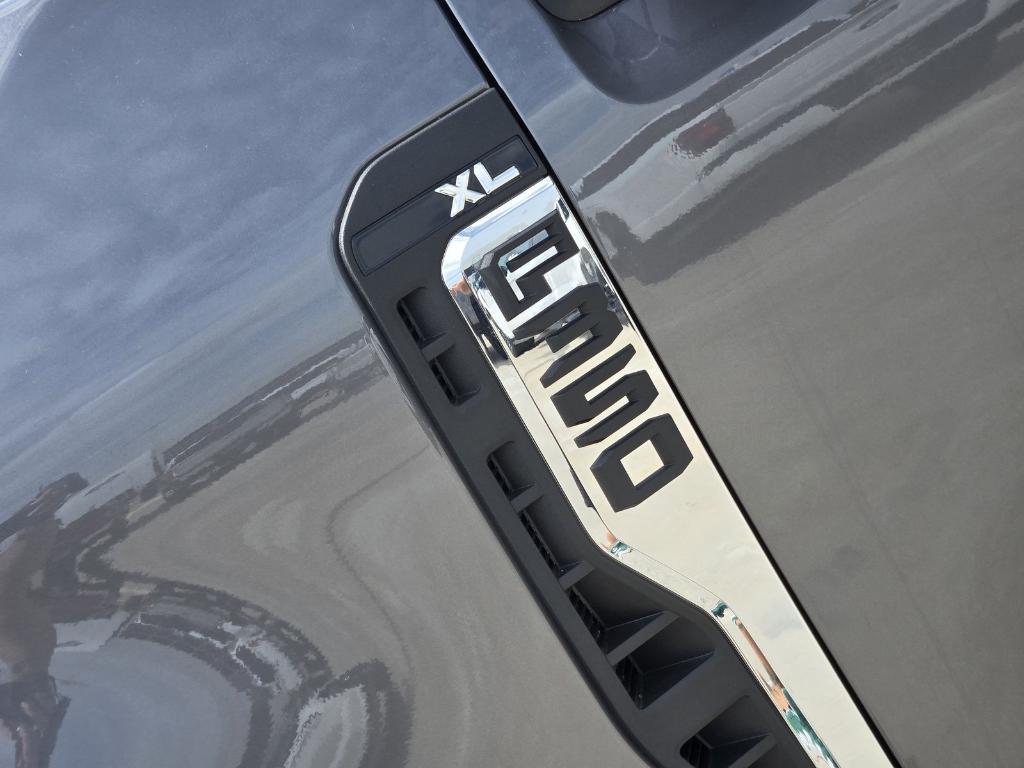 new 2025 Ford F-350 car, priced at $67,507