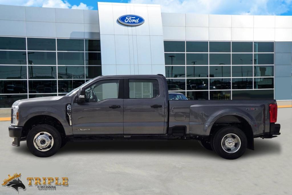 new 2025 Ford F-350 car, priced at $67,507