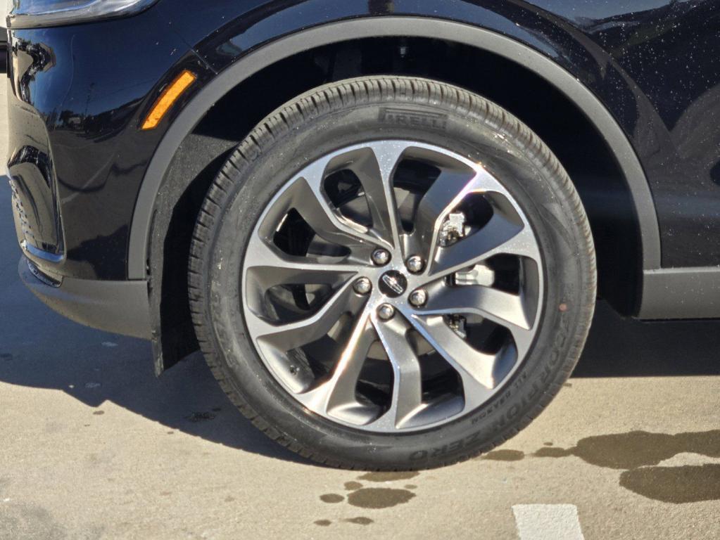 new 2025 Lincoln Aviator car, priced at $63,313