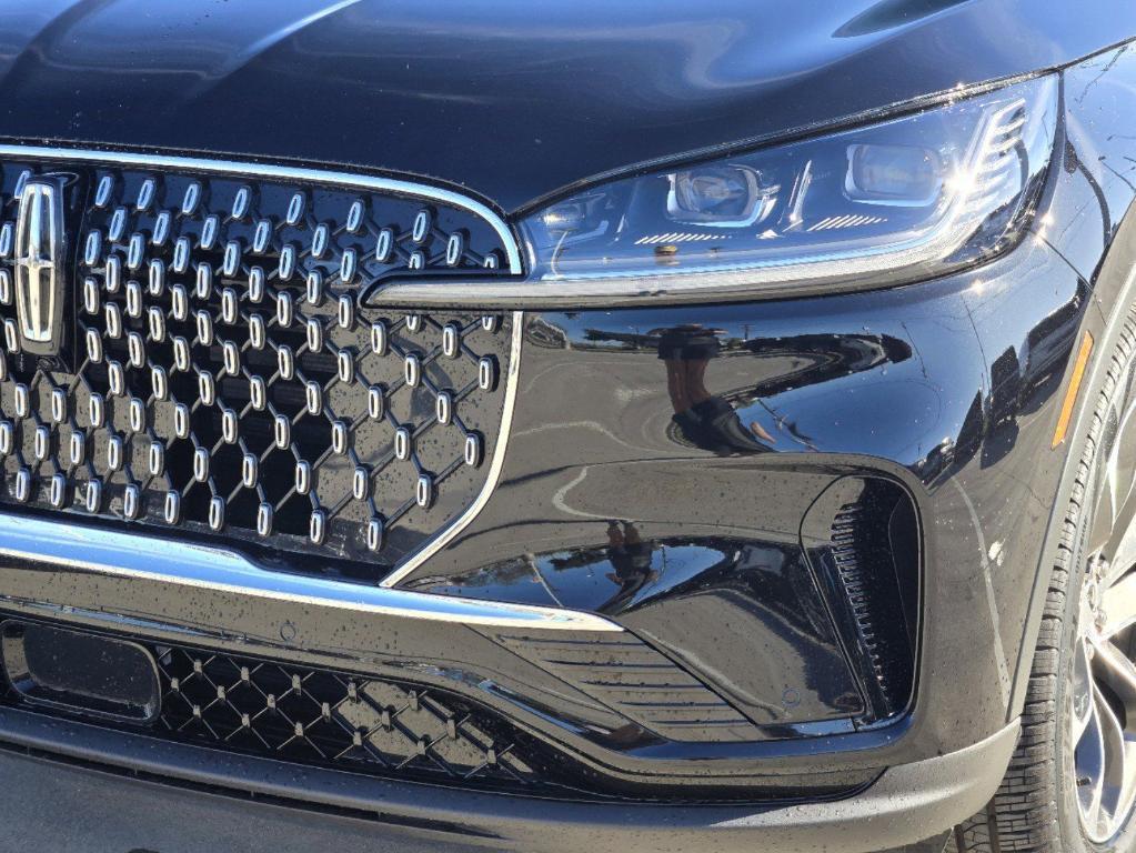 new 2025 Lincoln Aviator car, priced at $63,313
