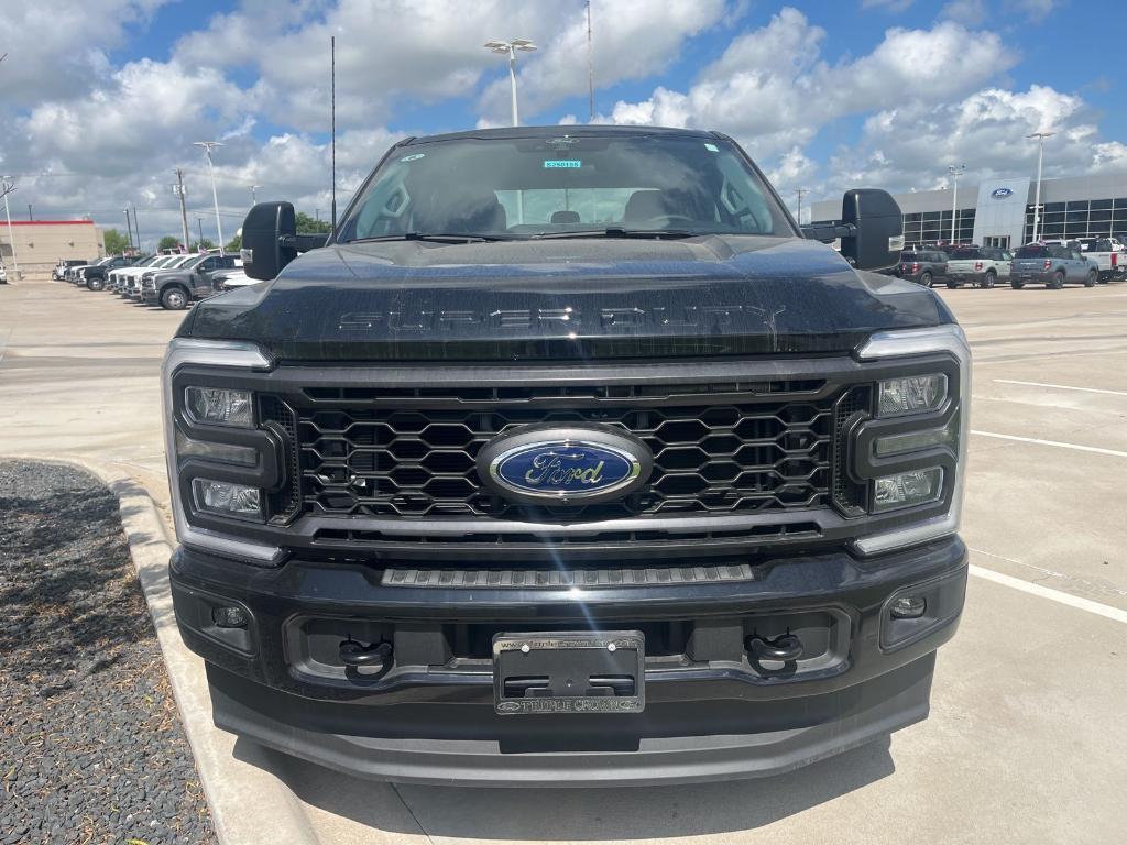 new 2025 Ford F-250 car, priced at $62,660