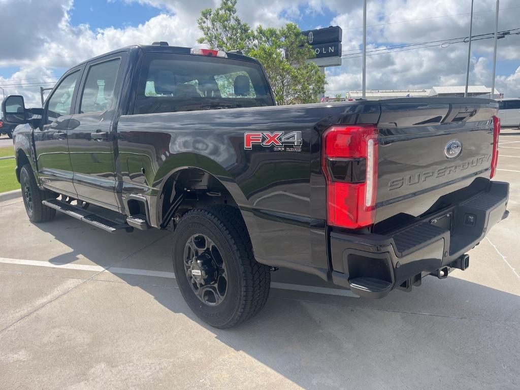 new 2025 Ford F-250 car, priced at $62,660