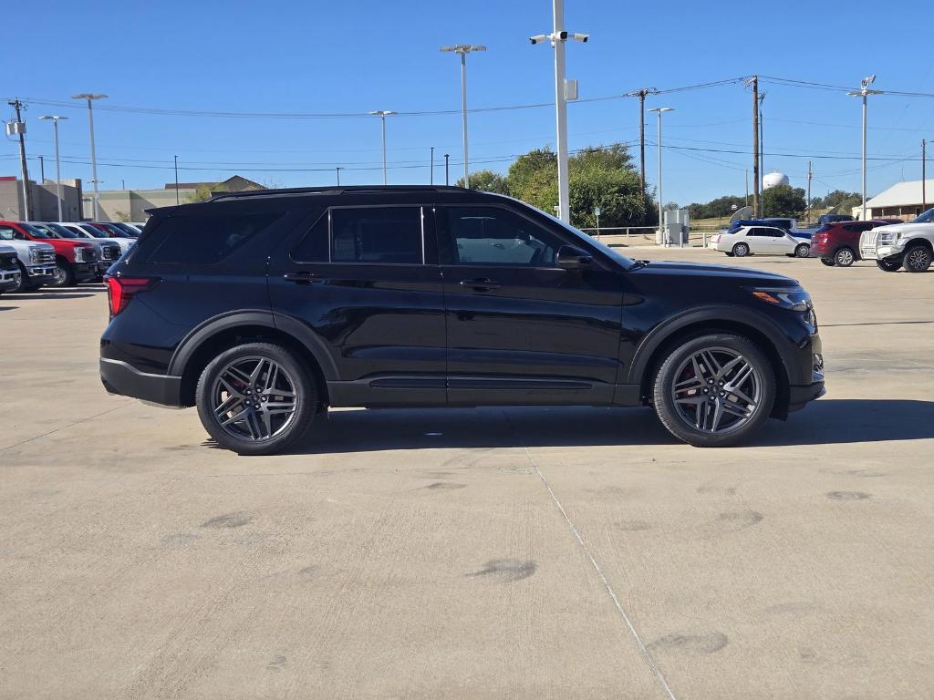 new 2025 Ford Explorer car, priced at $56,281
