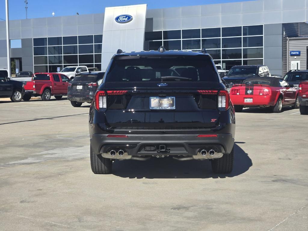 new 2025 Ford Explorer car, priced at $56,281
