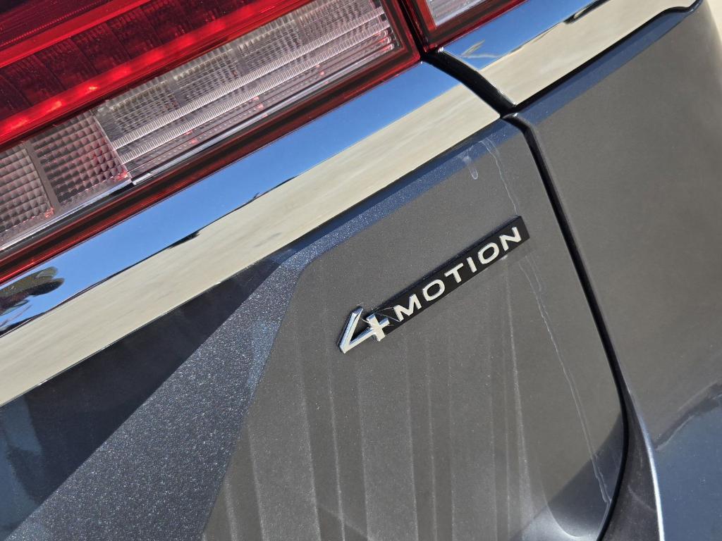 used 2024 Volkswagen Atlas car, priced at $36,828