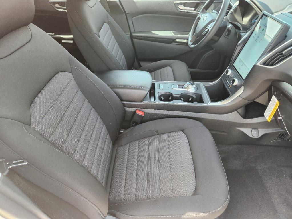 new 2024 Ford Edge car, priced at $31,065