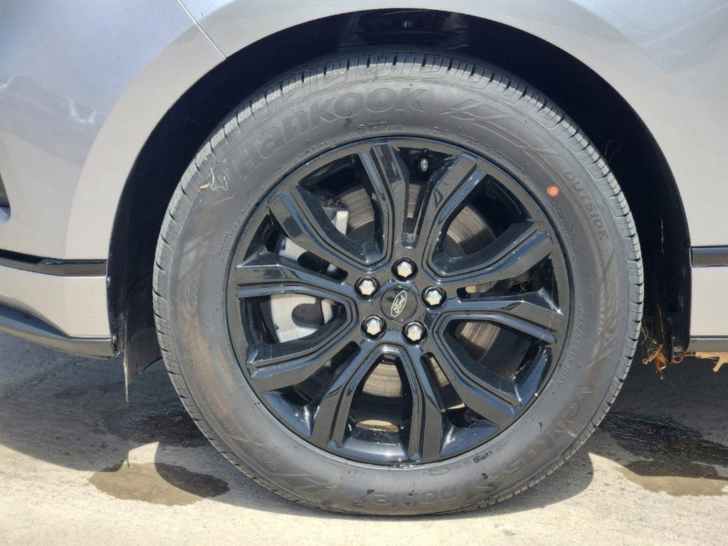 new 2024 Ford Edge car, priced at $31,065