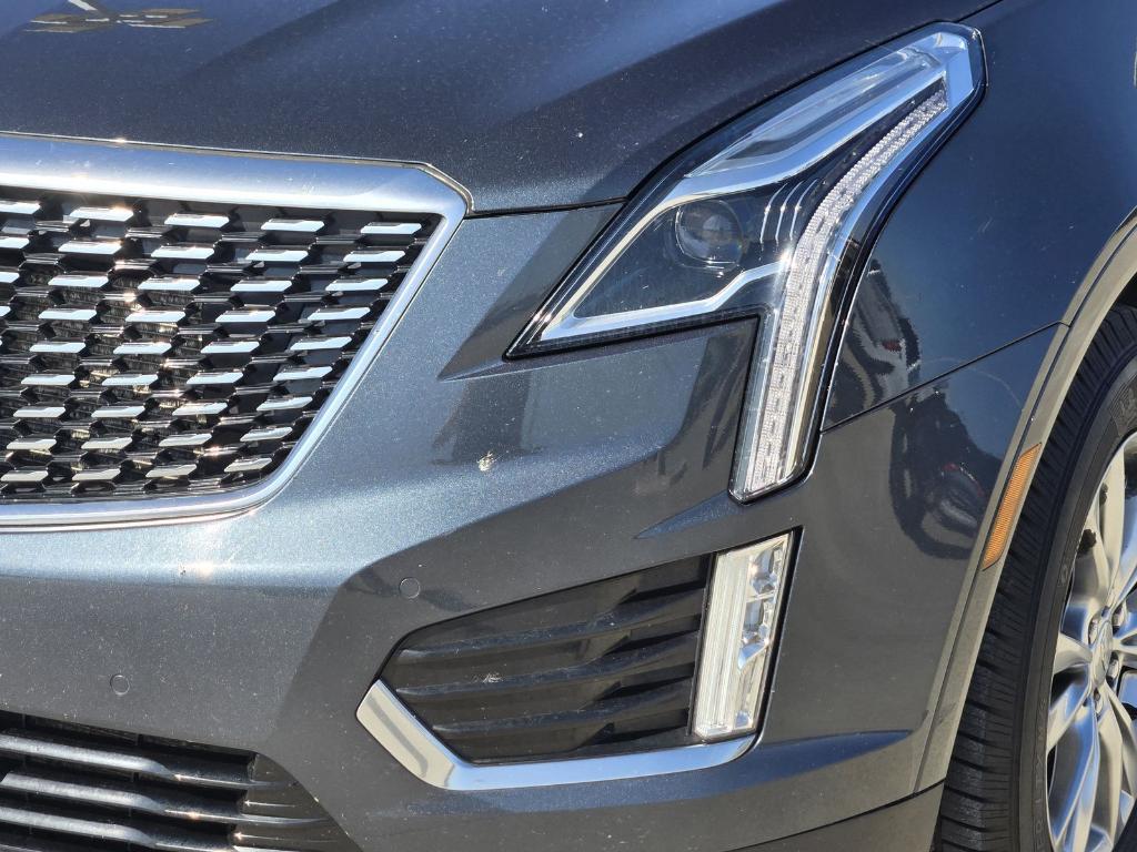 used 2020 Cadillac XT5 car, priced at $20,576